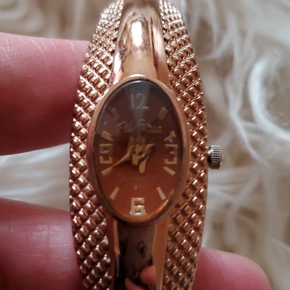 Watch - Picture 2 of 5